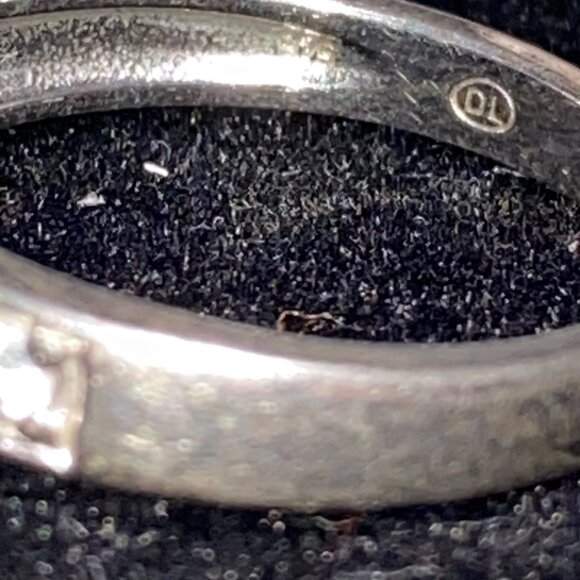 Sterling Silver Cubic Zirconia Engagement Ring With 7 Faceted Stones Stamped 925 - Picture 14 of 16